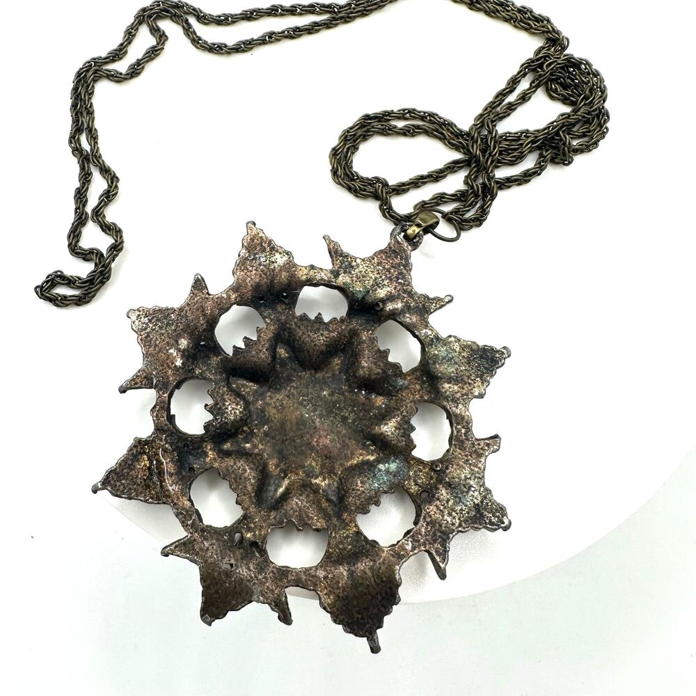 Vintage 1940s gold tone Heraldic crest shield coat of arms pendant necklace - Picture 6 of 7
